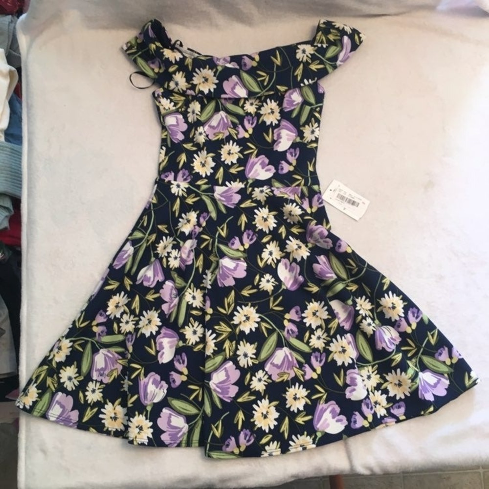 B. Darlin Floral Off-the-Shoulder Skater Dress Womens 0 Navy Blue NWT 6KGM903